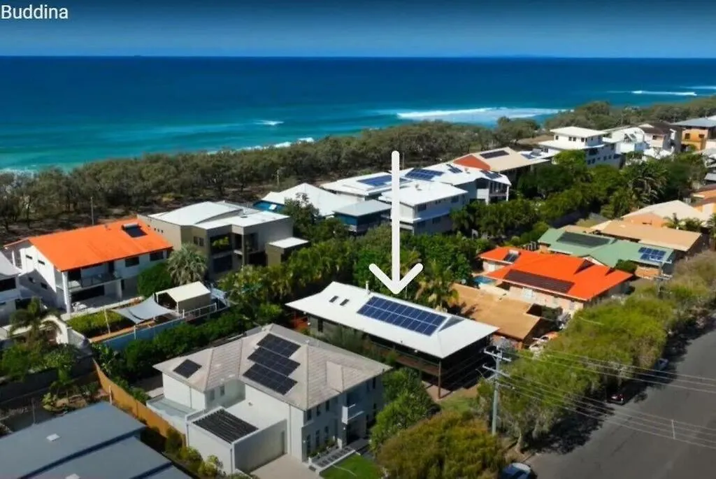 Buddina Beach Cabin
