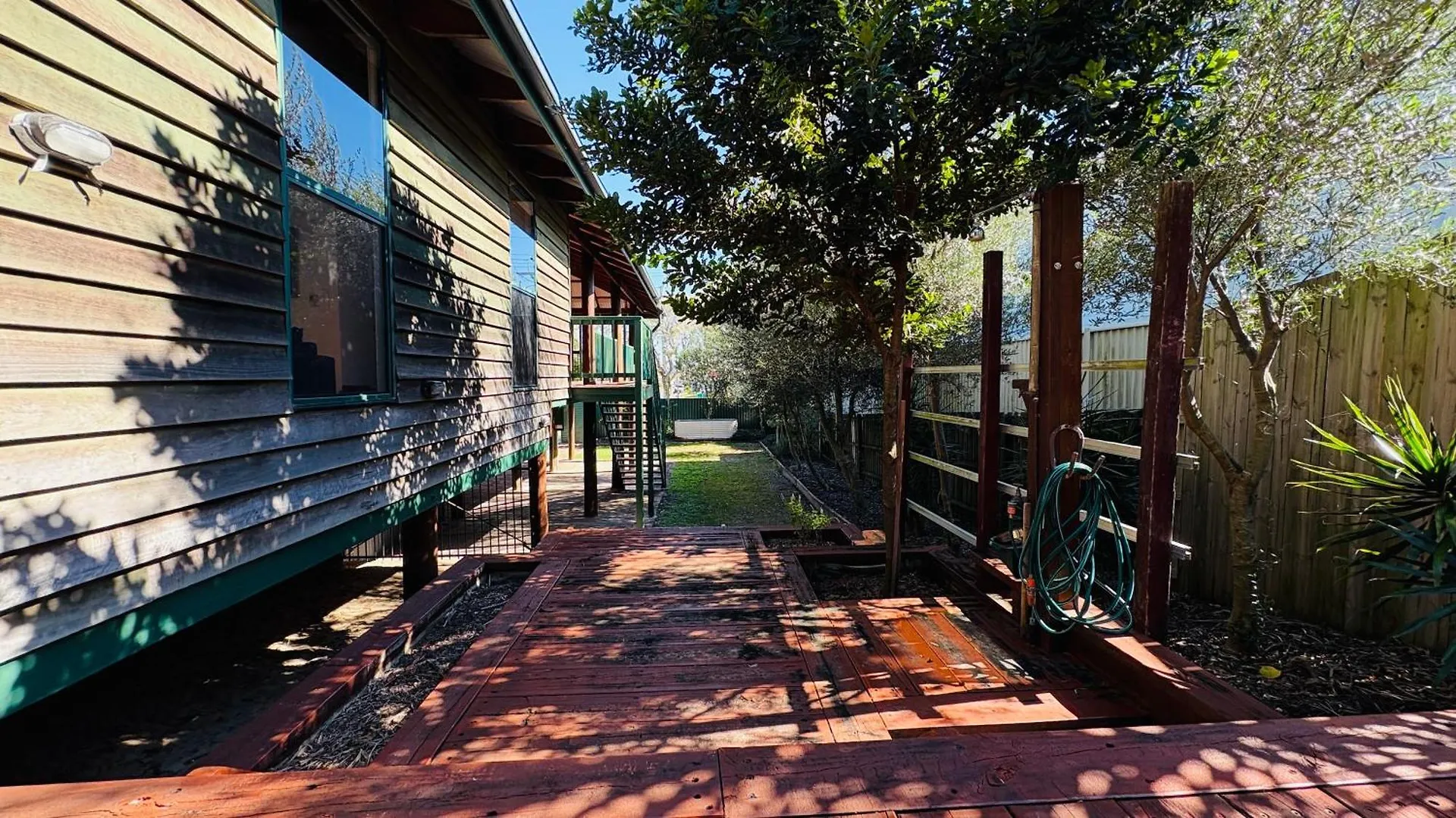 Дом отдыха Buddina Beach Cabin
